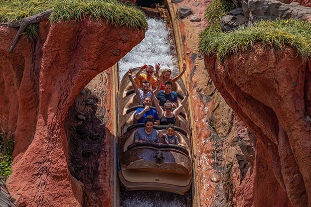 Splash_Mountain_Roller_coaster