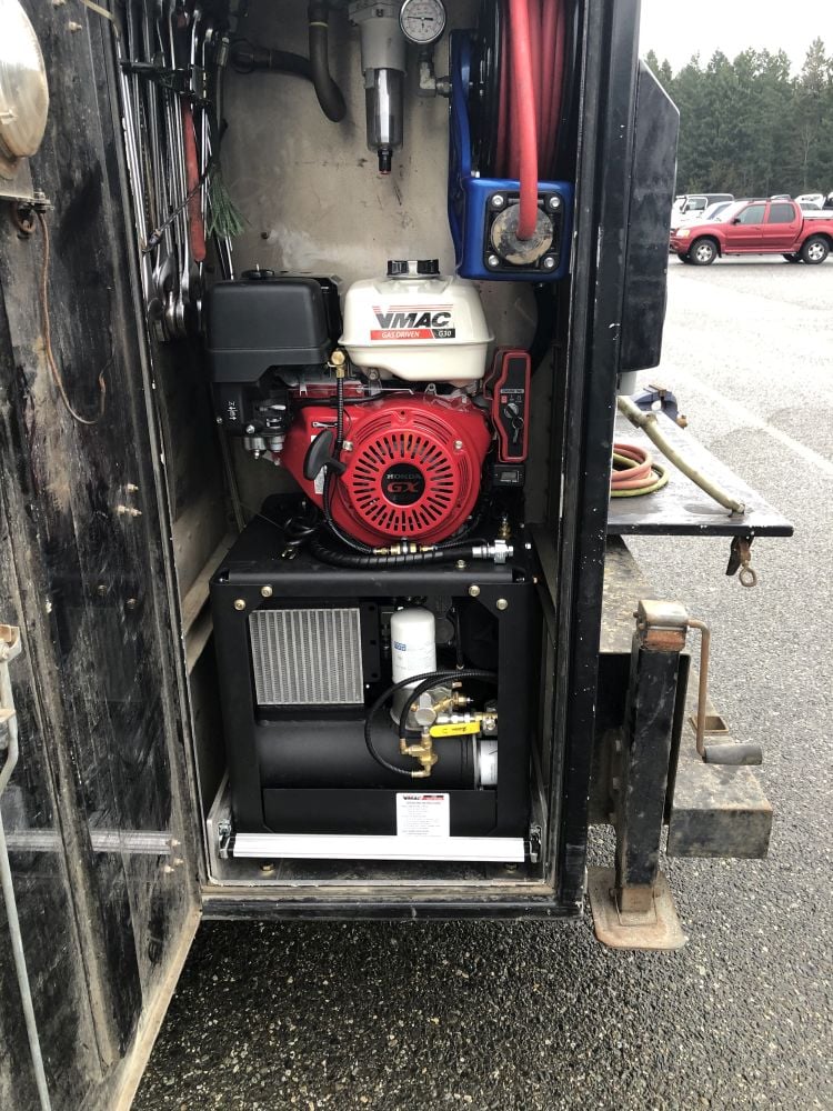 VMAC stacked G30 installed in service truck side pack