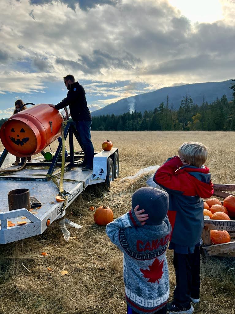 sponsorship-pumpkin-toss-2